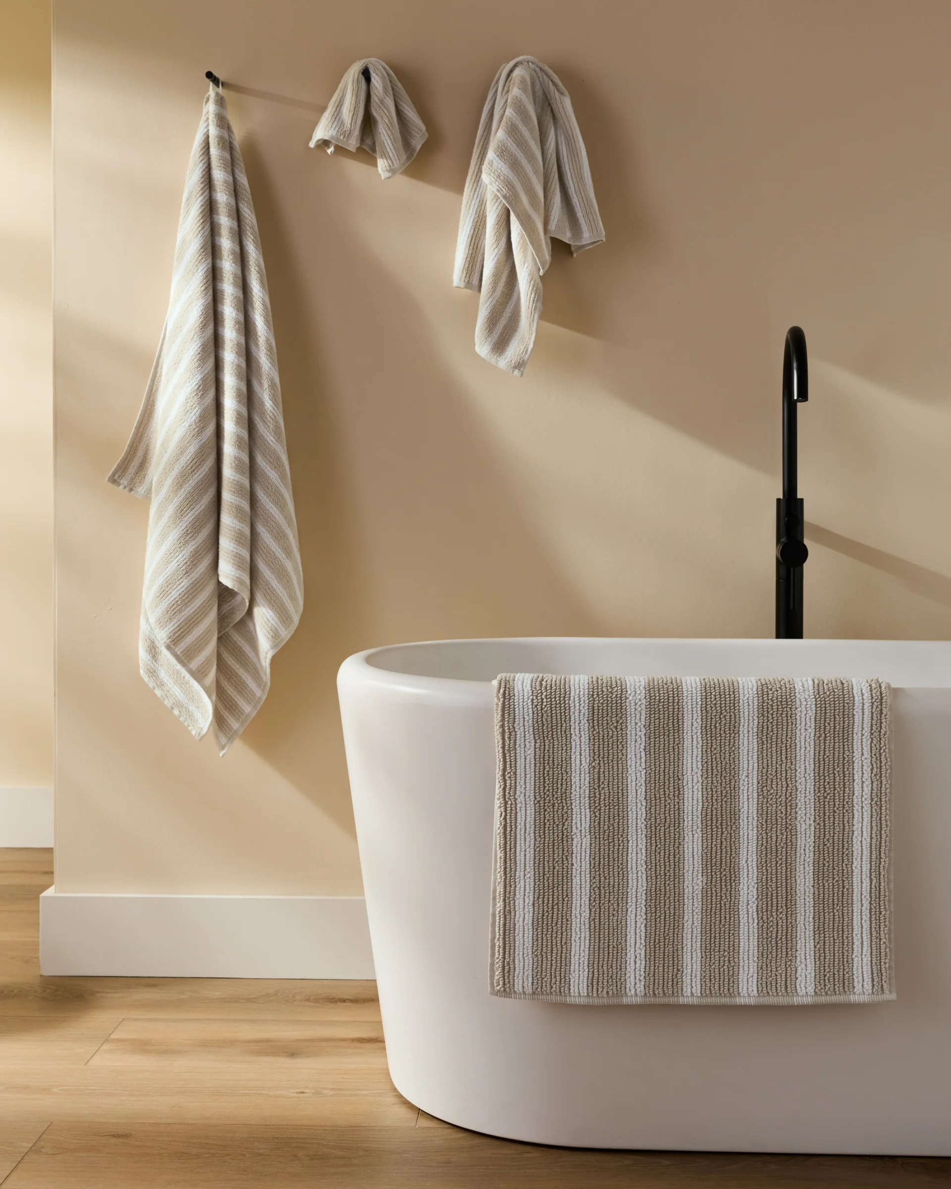 2+2 Organic Resort Stripe Bath Bundle - Bone with White - Image 2