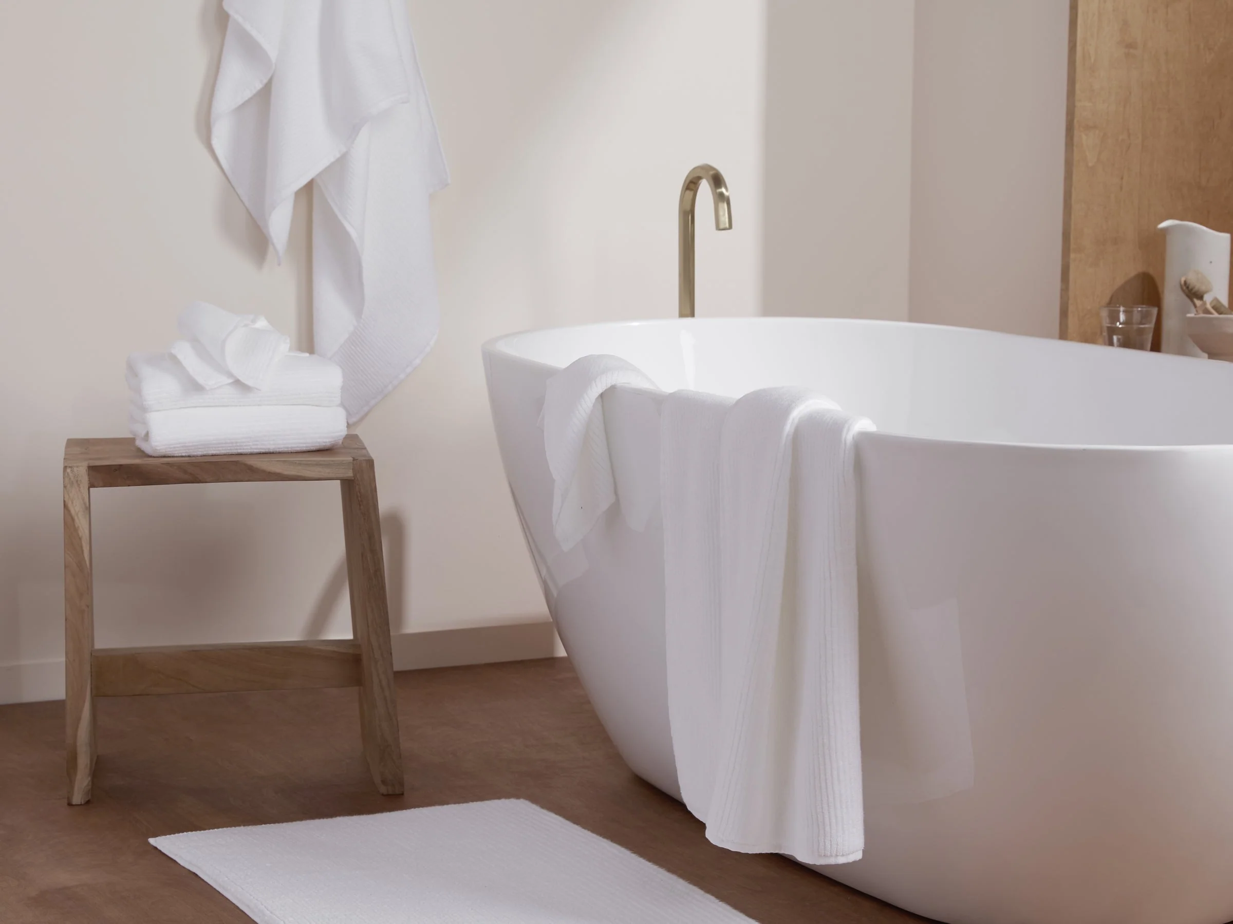 6+6 Soft Rib Bath Bundle - White - Image 2