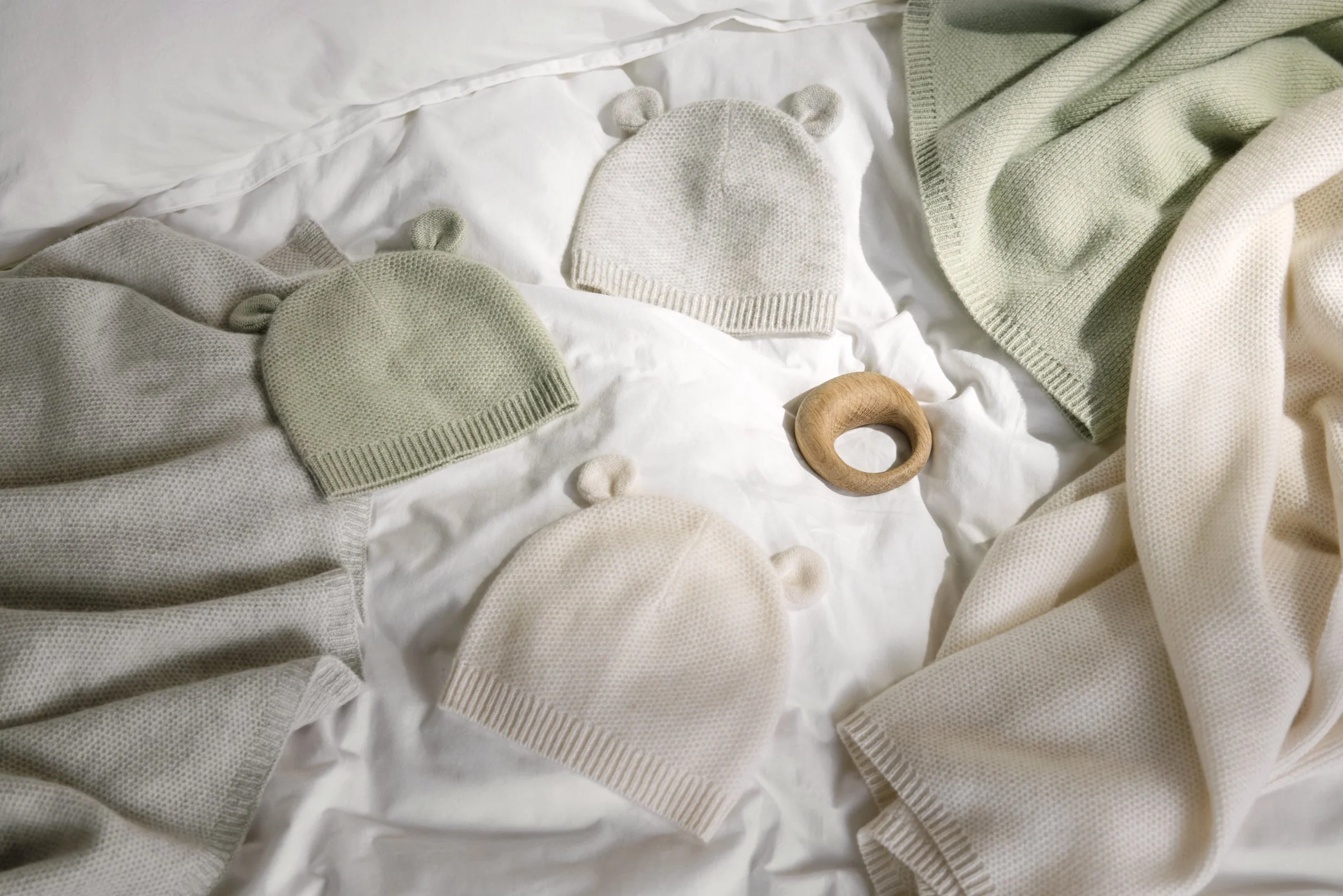 Cashmere Baby Hat (Ivory) - Image 2