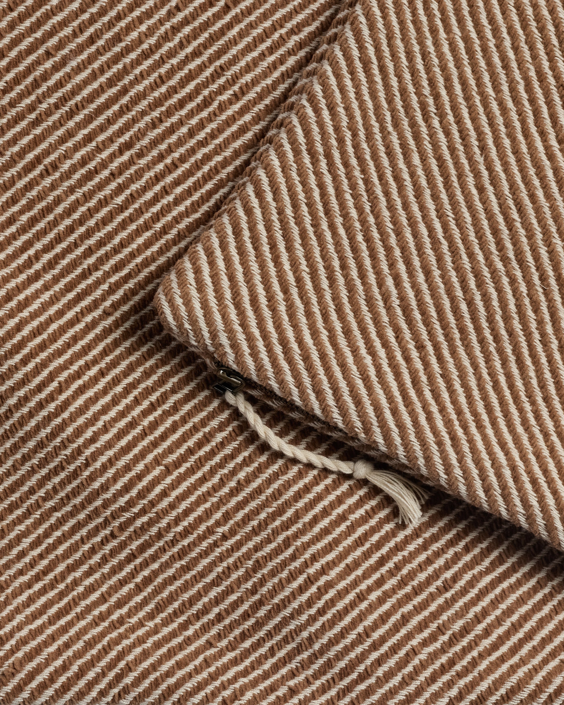 Chenille Twill Lumbar Pillow Cover (Natural) - Image 3