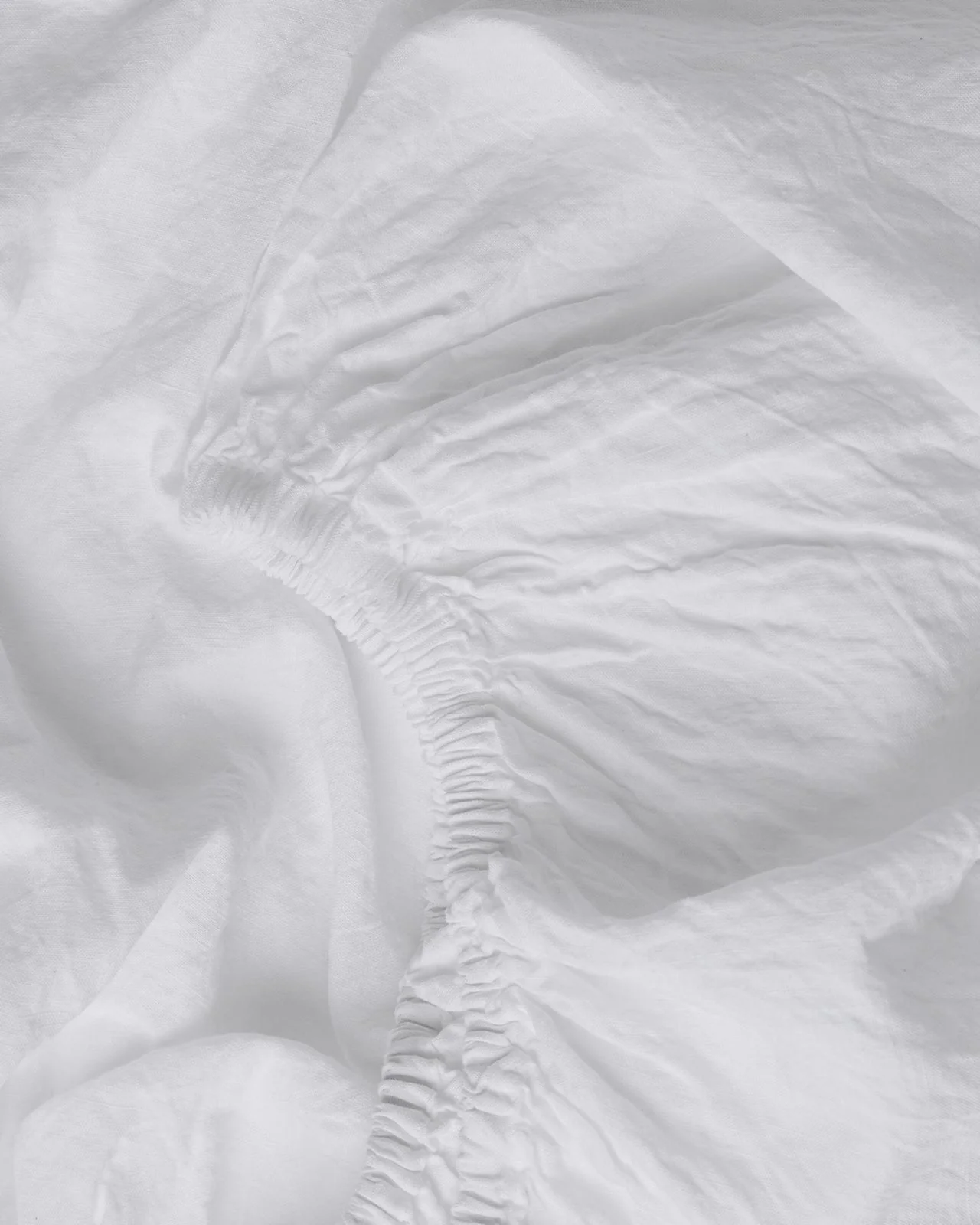 Linen Fitted Sheet (White) - Image 3