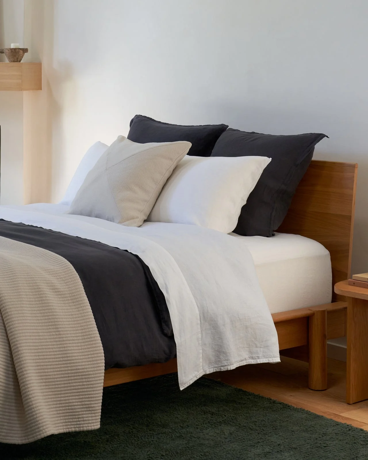Linen Sheet Set - White F/Q - Image 2