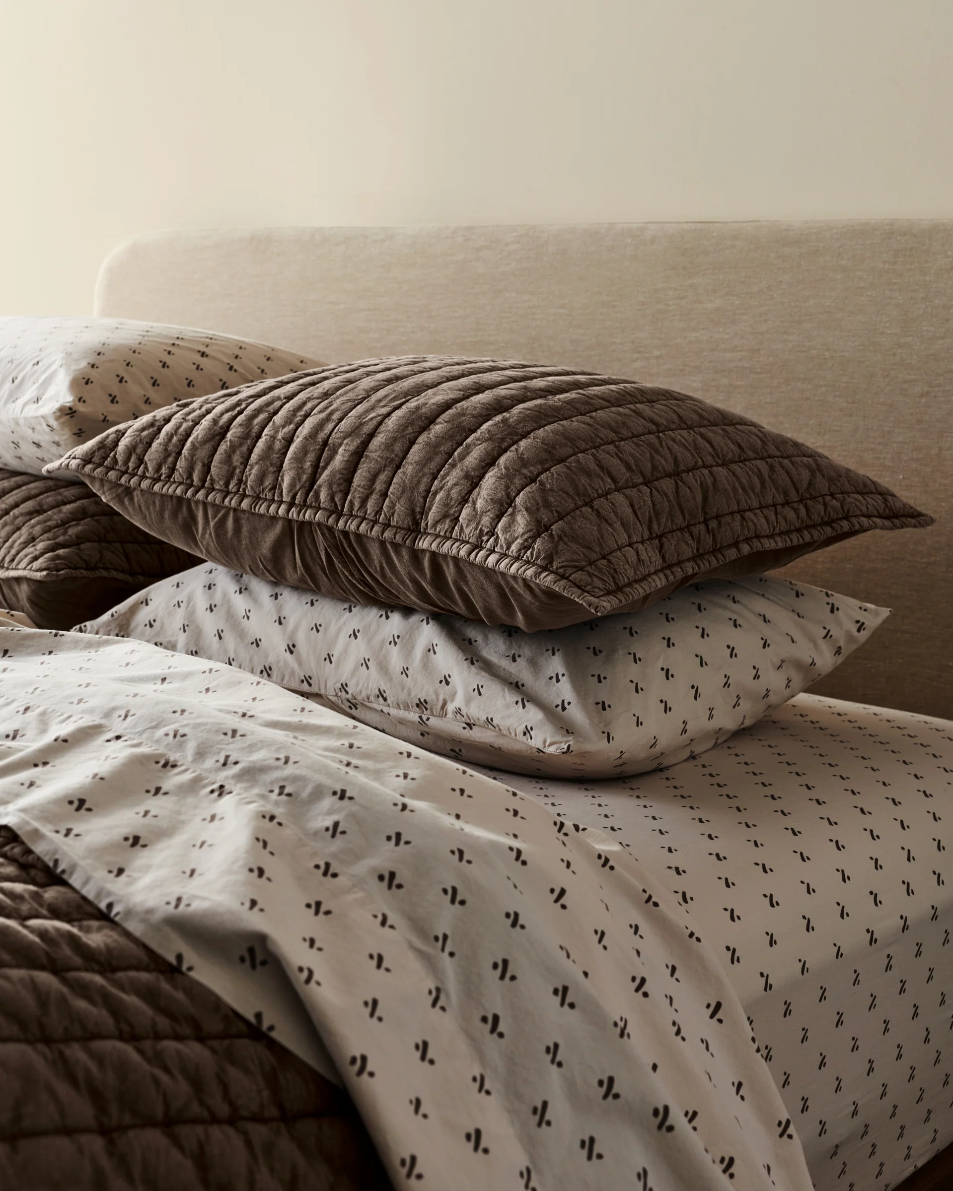 Overdyed Vintage Print Fitted Sheet (Bone) - Image 2