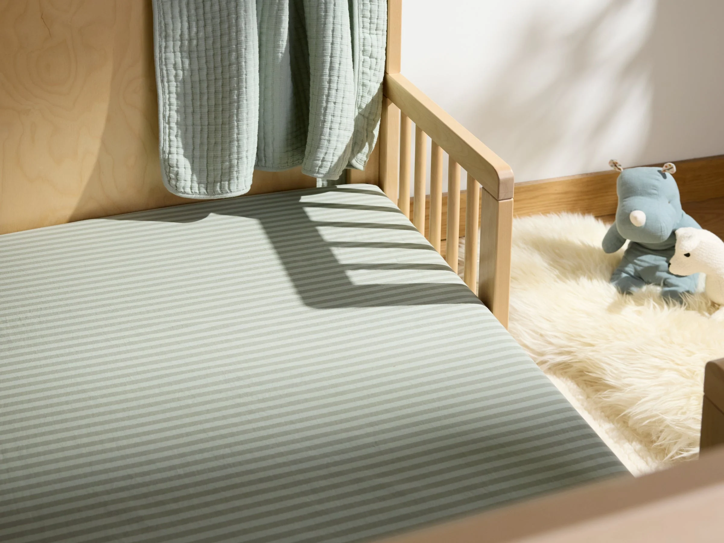Percale Crib Sheet (Moss Stripe) - Image 2