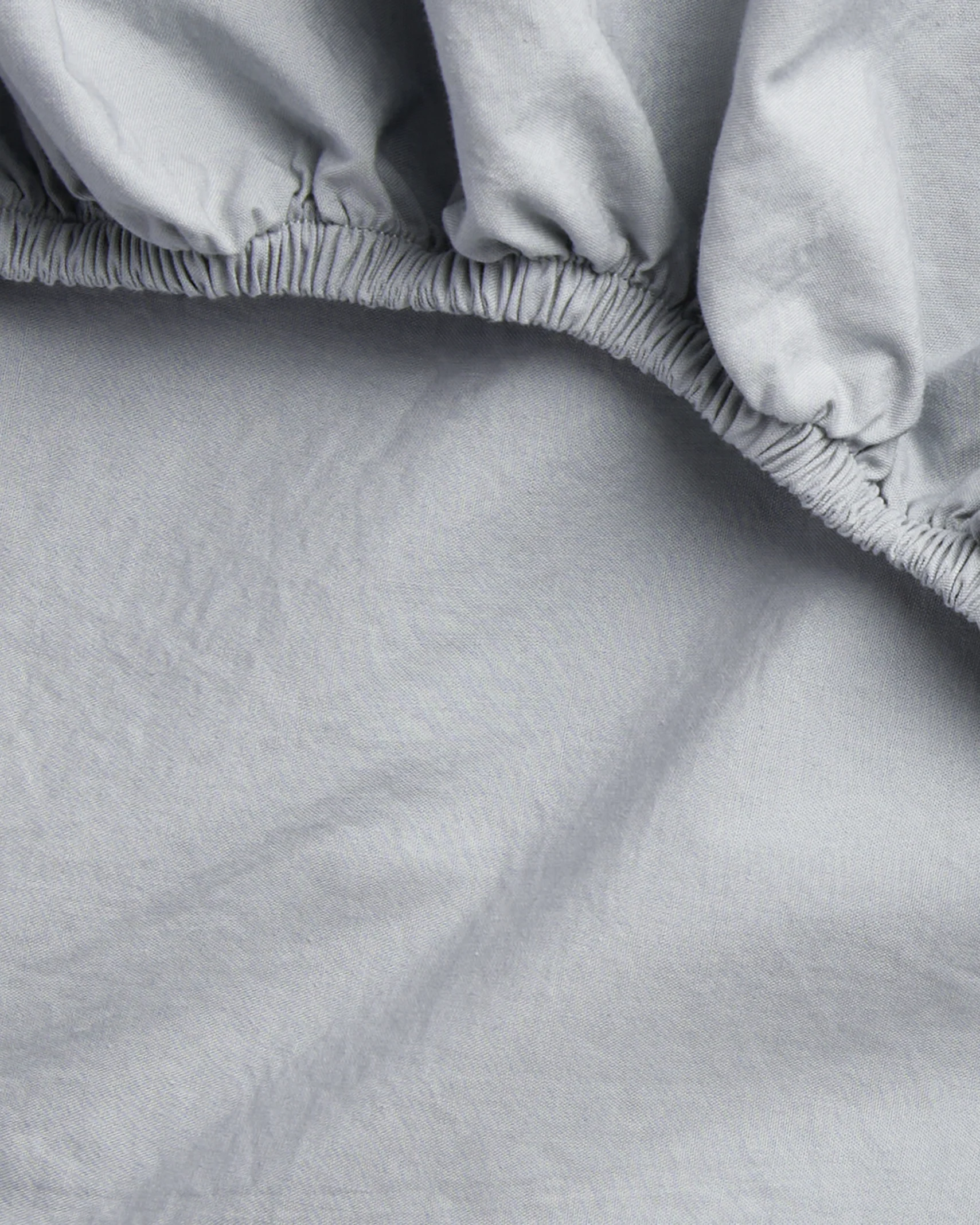 Percale Fitted Sheet (Sky) - Image 3