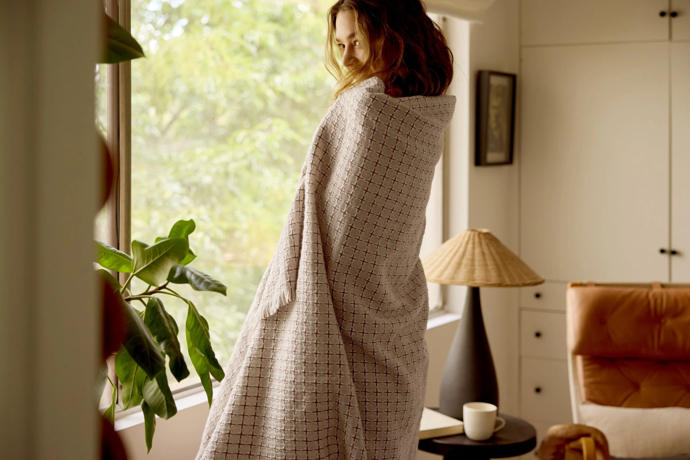 Stargaze Wool Throw - FINAL SALE (Natural and Tobacco) - Image 2